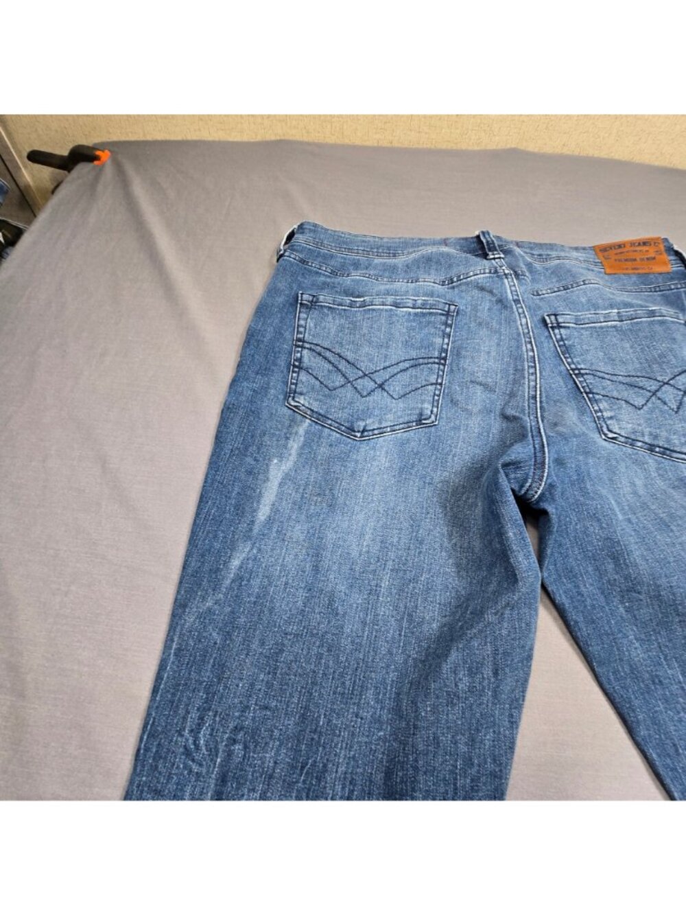Seven7 W34 L34 Mens Slim Straight Jeans Distressed Blue Denim Casual Wear - Picture 6 of 7